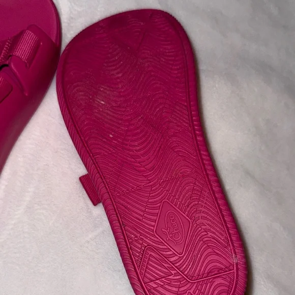 Chaco Women's Fuchsia Slide Sandals - Picture 6 of 8